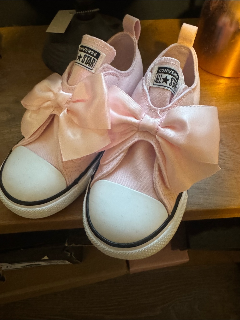 Converse Kids Light Pink Bow Slip-On All Star Sneakers